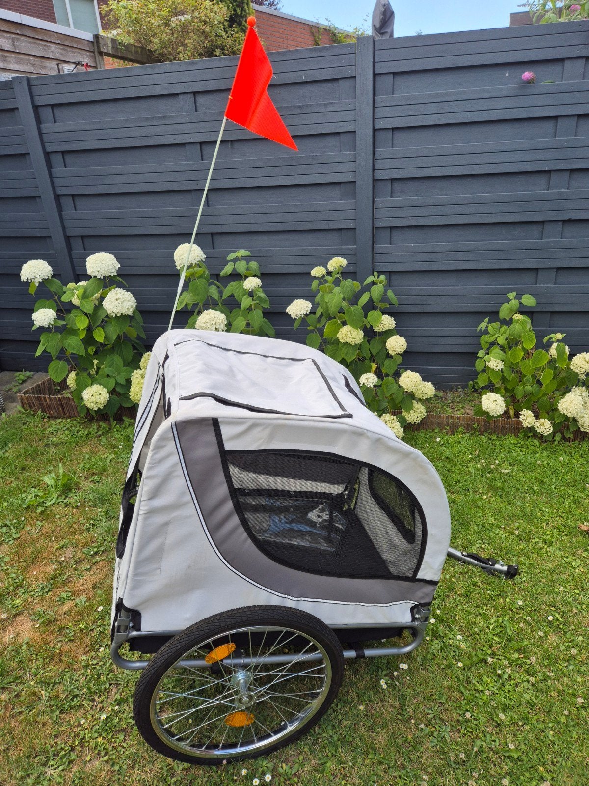 Honden Fietskar lichtgrijs/ antraciet, Ophalen, Hondenkar