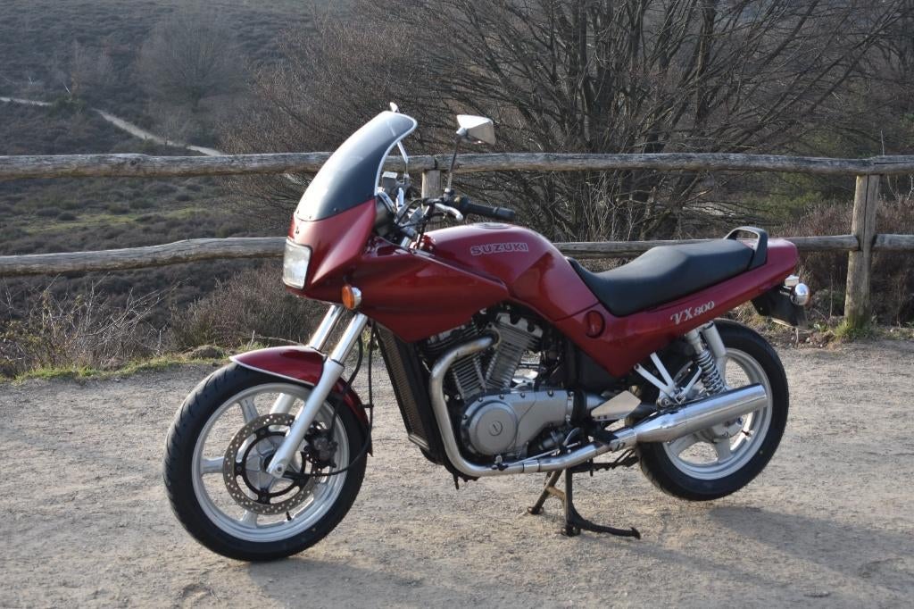 Suzuki VX800, Motoren, Cardan-aandrijving, 2 cilinders, Motorrijbewijs A, Particulier