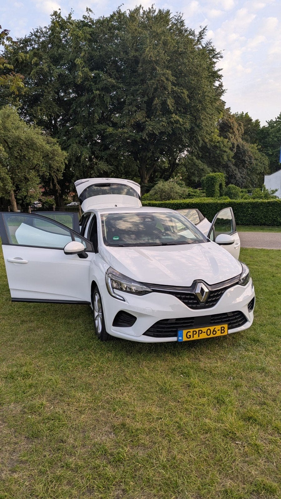 Renault Clio 1.6 E-tech Hybrid 140pk 2021 Wit, Wit, 1213 kg, 91 pk, 25 km/l