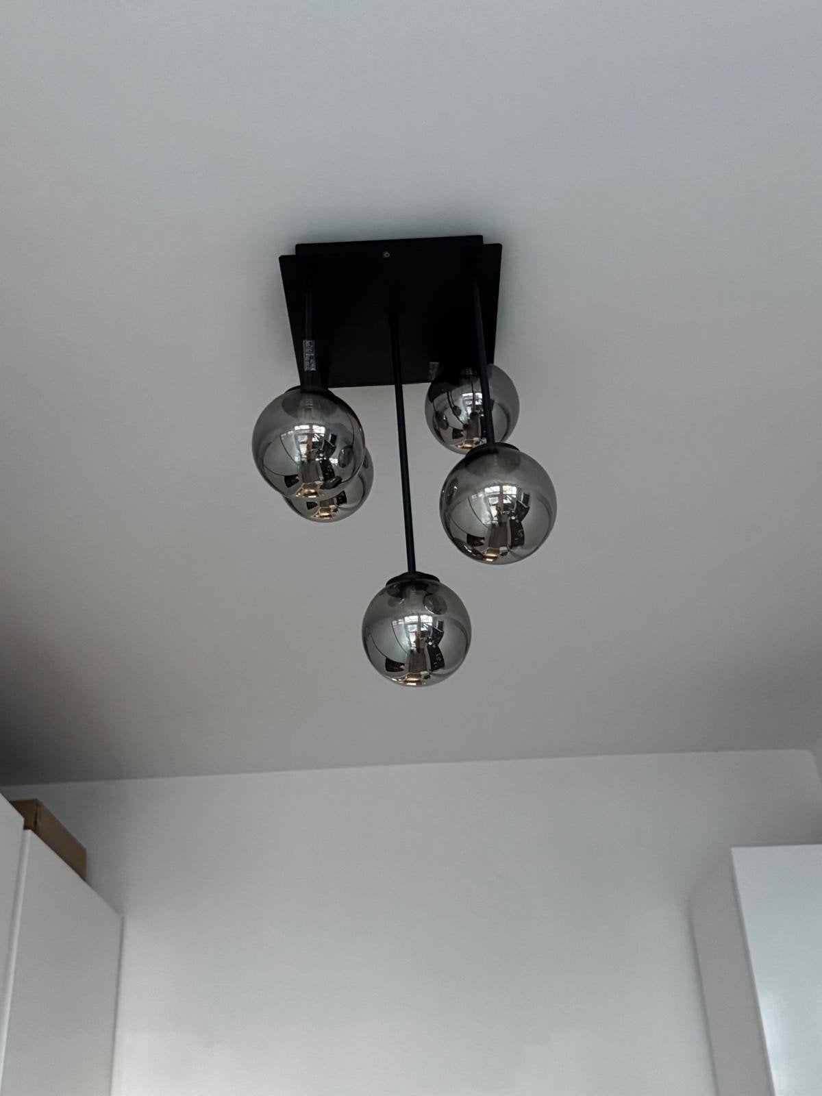 Moderne plafondlamp met 5 rookglazen bollen, Modern, Zwart, Ophalen of Verzenden, Zo goed als nieuw
