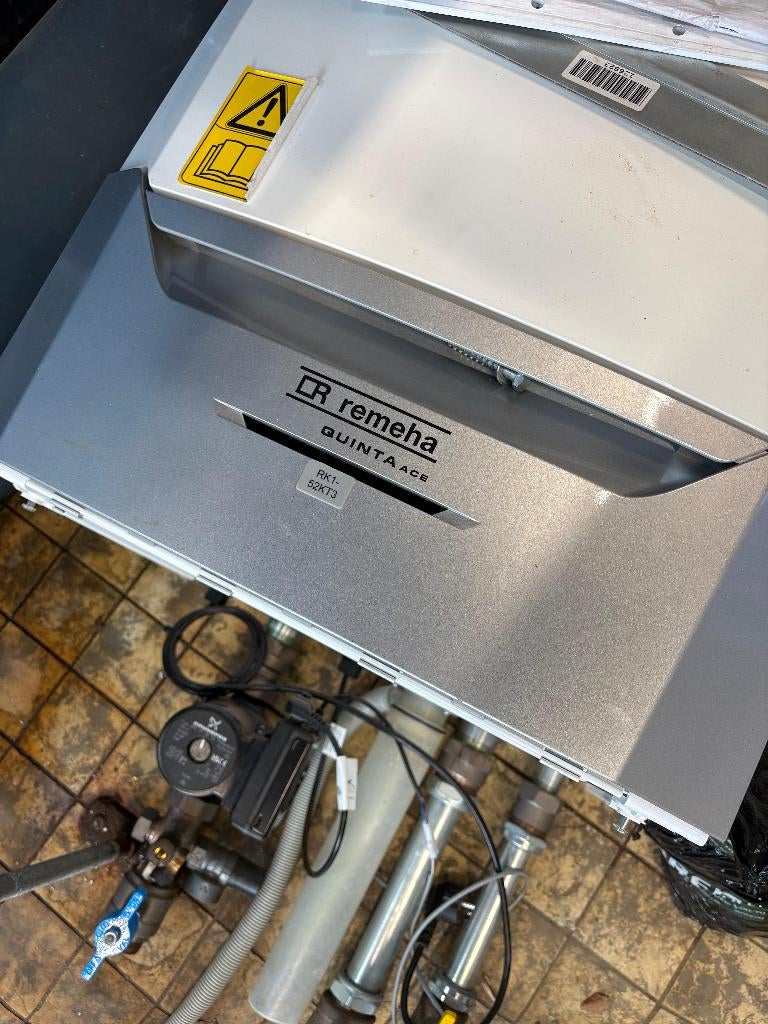 CV-ketel - Remeha Quinta Ace, Doe-het-zelf en Verbouw, Verwarming en Radiatoren, Ophalen, 30 tot 80 cm, Cv-ketel of Combi-ketel