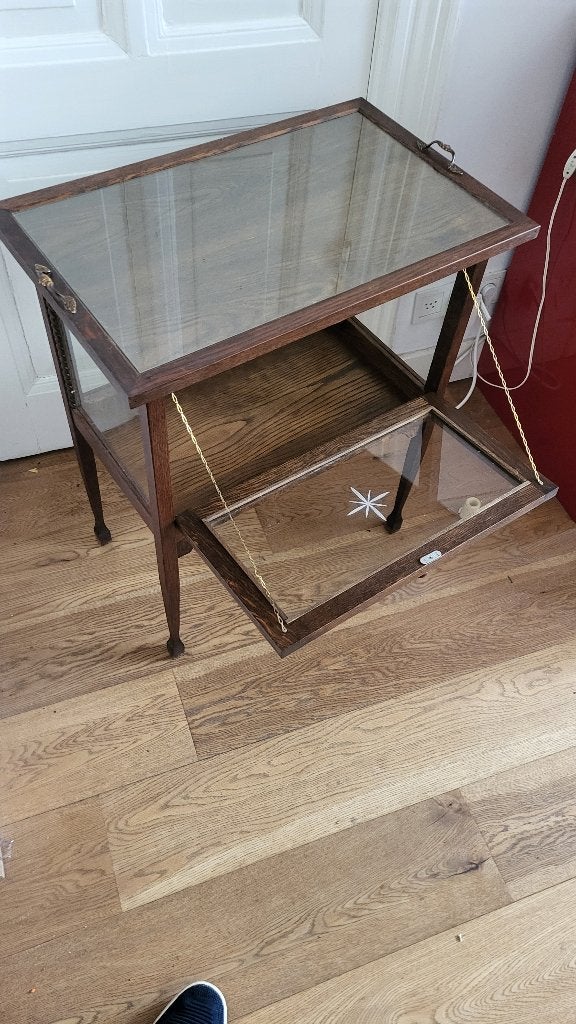 Antiek theekastje met bijbehorend afneembaar serveerblad, Ophalen, Gebruikt, Met klep(pen), 50 tot 100 cm
