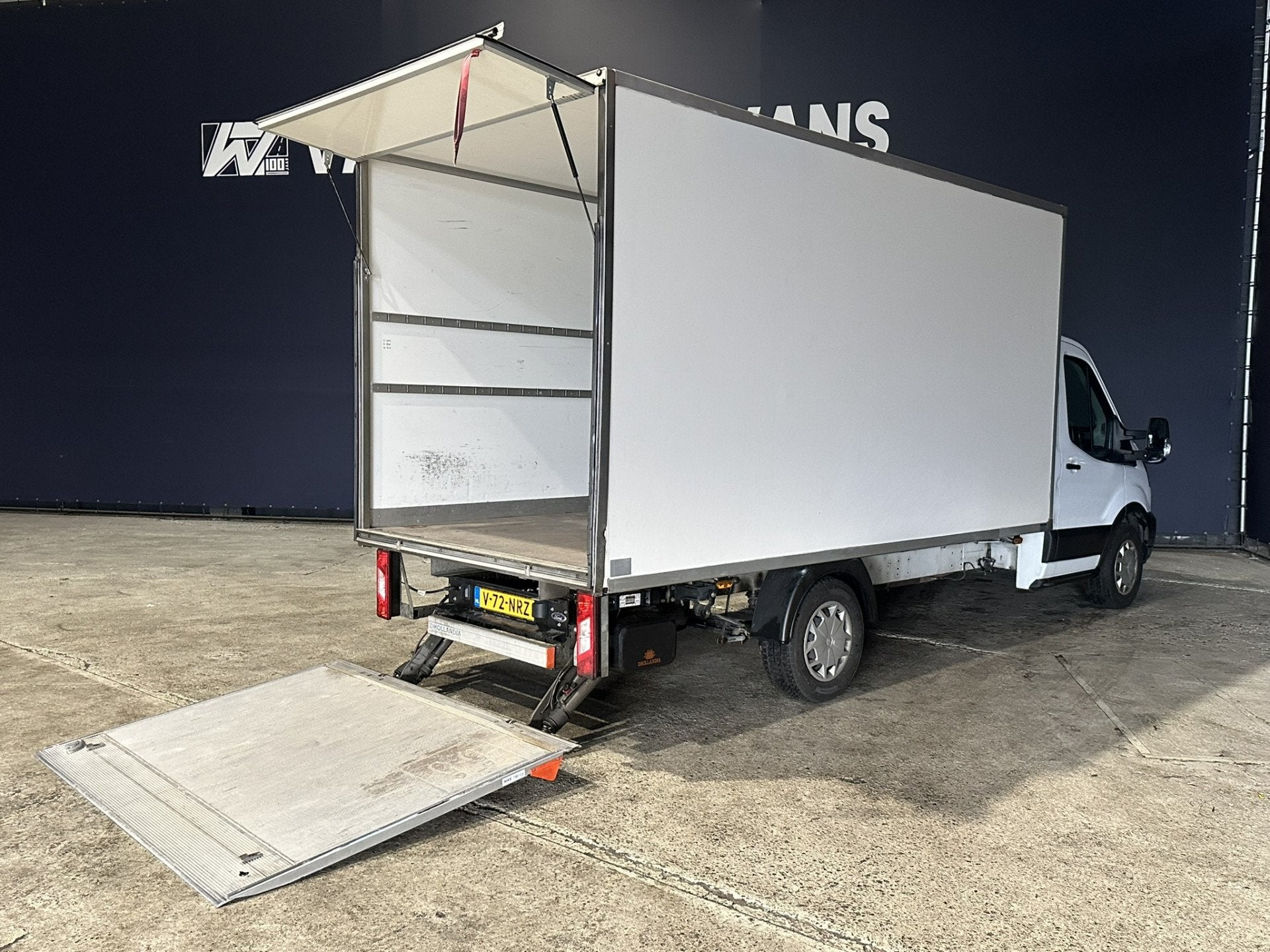 Ford Transit 2.0 TDCI 161pk Bakwagen Laadklep Euro6 Airco |, 4 cilinders, 160 pk, 2800 kg, Wit