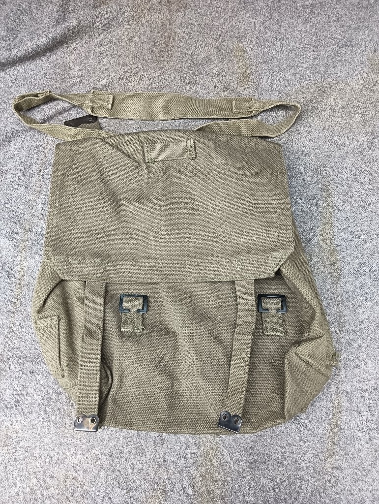 KL tas / pukkel met draagriem groot model, Verzamelen, Militaria | Algemeen, Verzenden, Landmacht, Nederland, Overige typen