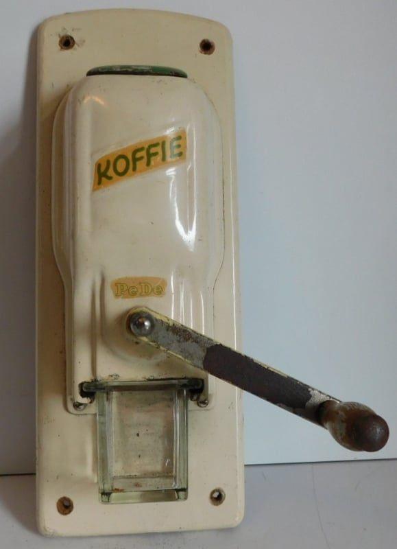 Crème kleurige PeDe wandkoffiemolen, Ophalen of Verzenden