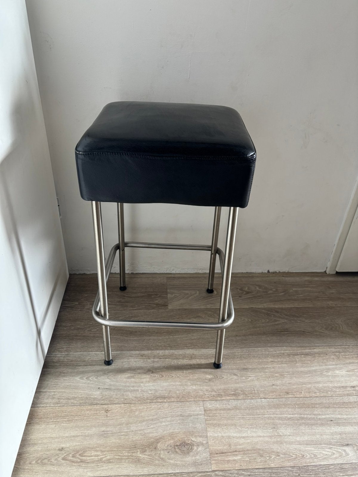 Ikea Julius barkrukken, Ophalen, 5 krukken of meer, 60 tot 90 cm, Zo goed als nieuw