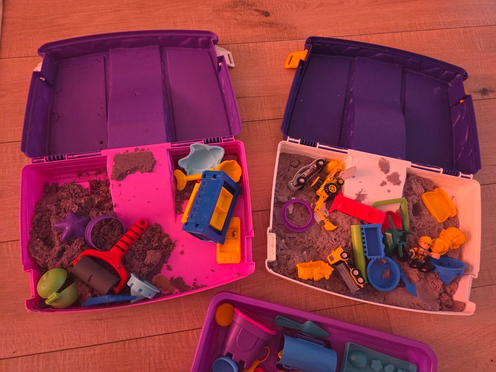 Kinetic Sand verzameling met opbergdoos, Ophalen of Verzenden, Gebruikt, Bouwen