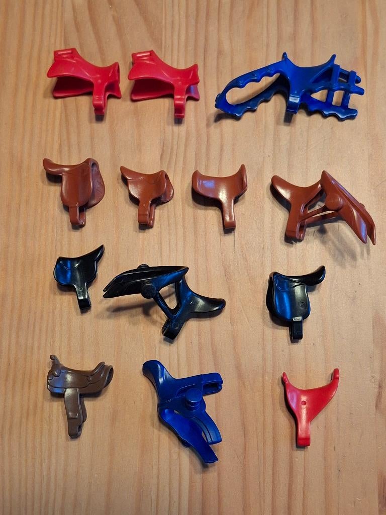 Playmobil. Diverse paardenzadels., Ophalen of Verzenden, Gebruikt