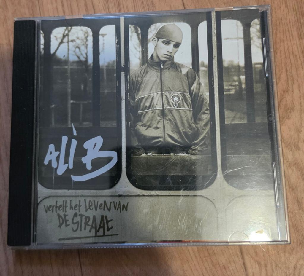 Ali B - Vertelt Het Leven Van De Straat, Ophalen of Verzenden, Zo goed als nieuw