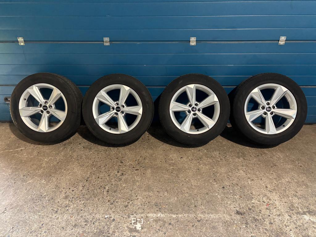 Originele Audi Q7 - 19 Inch set inclusief Zomerbanden, Auto-onderdelen, Banden en Velgen, Gebruikt, 255 mm, Banden en Velgen, Personenwagen