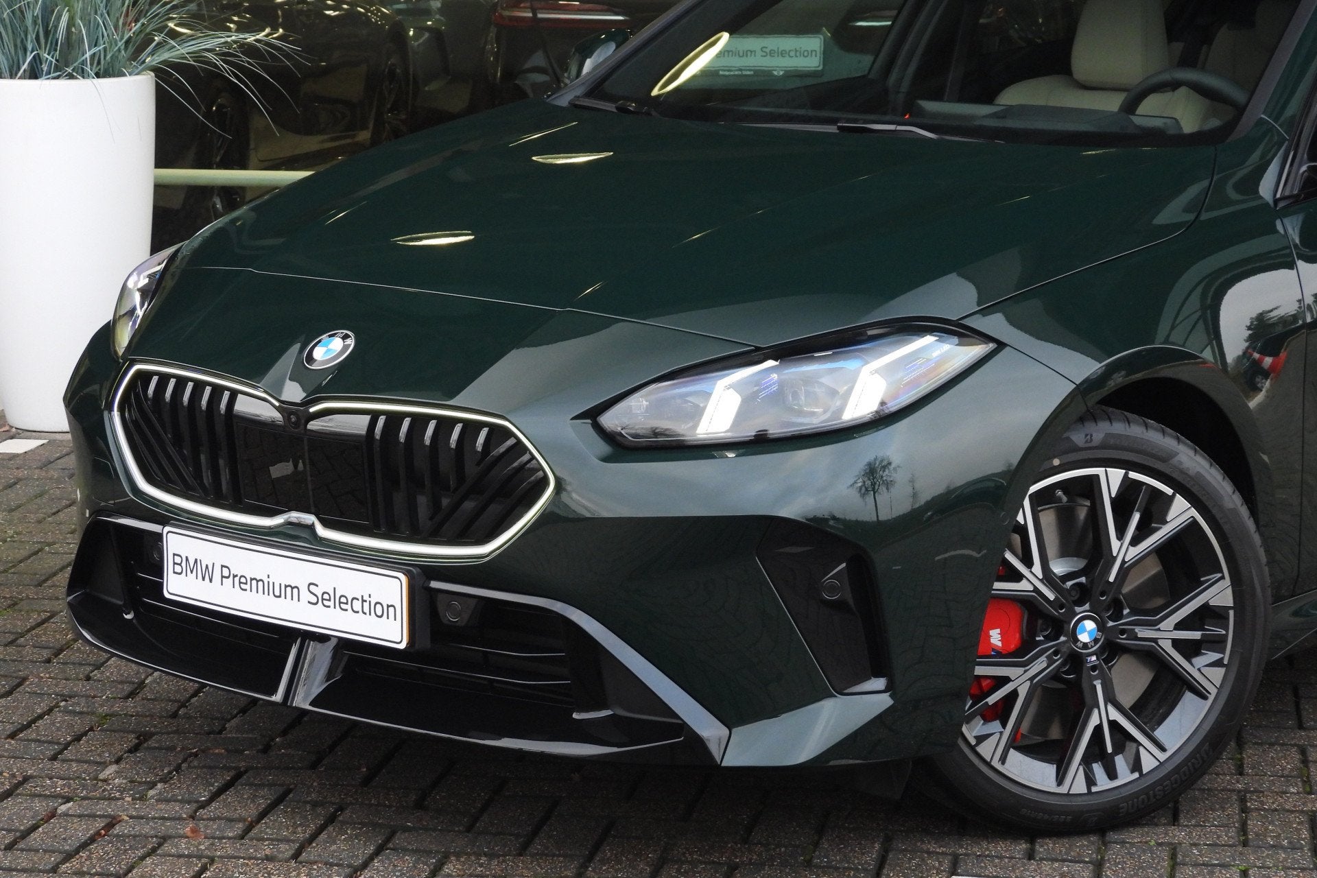 BMW 1 Serie 120 High Executive M Sport Automaat / Panoramada, Dealer onderhouden, Gebruikt, Euro 6, 156 pk