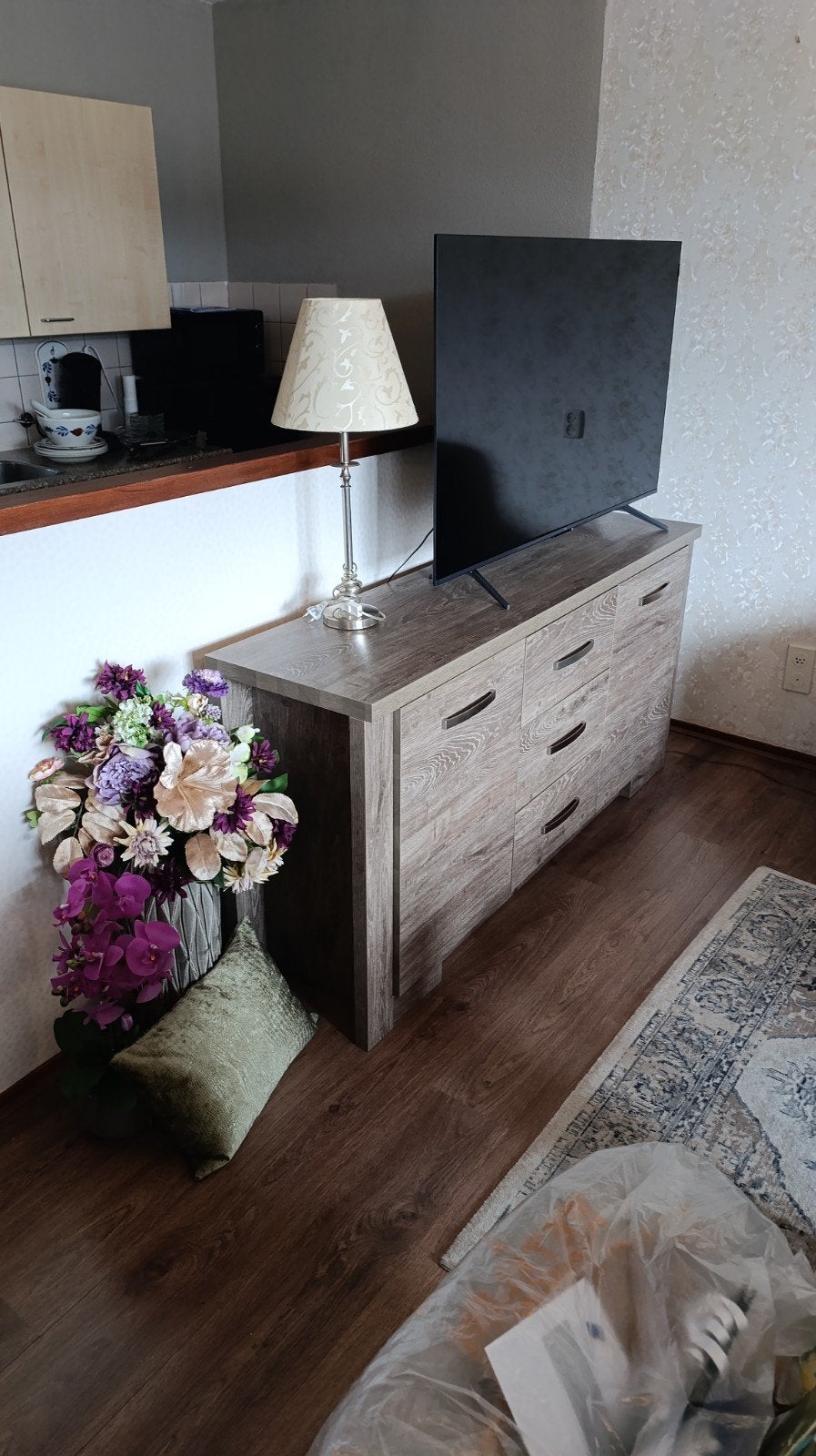 Stevig Dressoir - 168.5 cm breed, Gebruikt, 150 tot 200 cm, Ophalen of Verzenden, 25 tot 50 cm