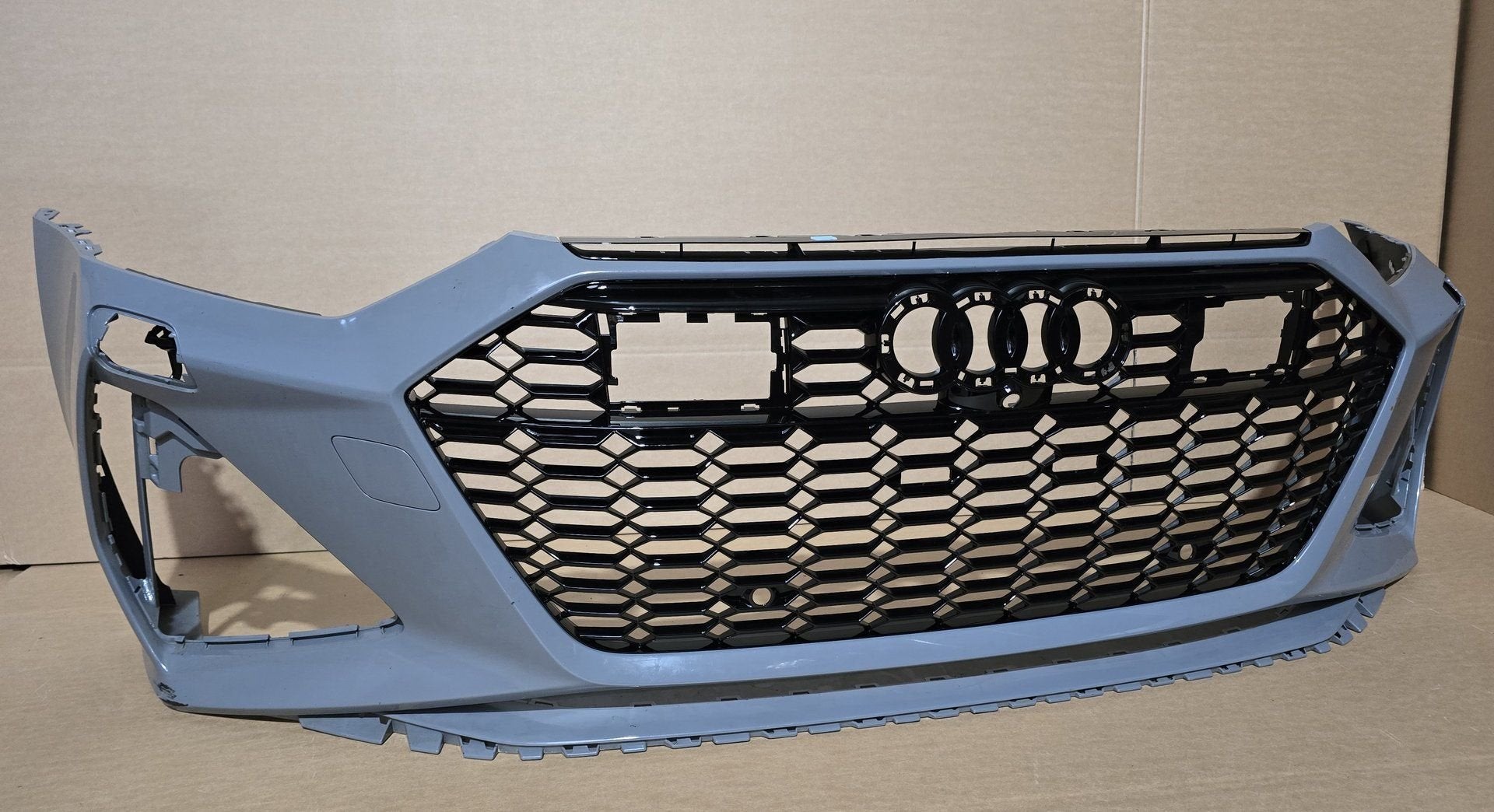 Voorbumper Audi A6 C8 4K RS6 RS 6xPDC KLS ORIGINEEL BUMPER, Auto-onderdelen, Gebruikt, -, Voor, Bumper