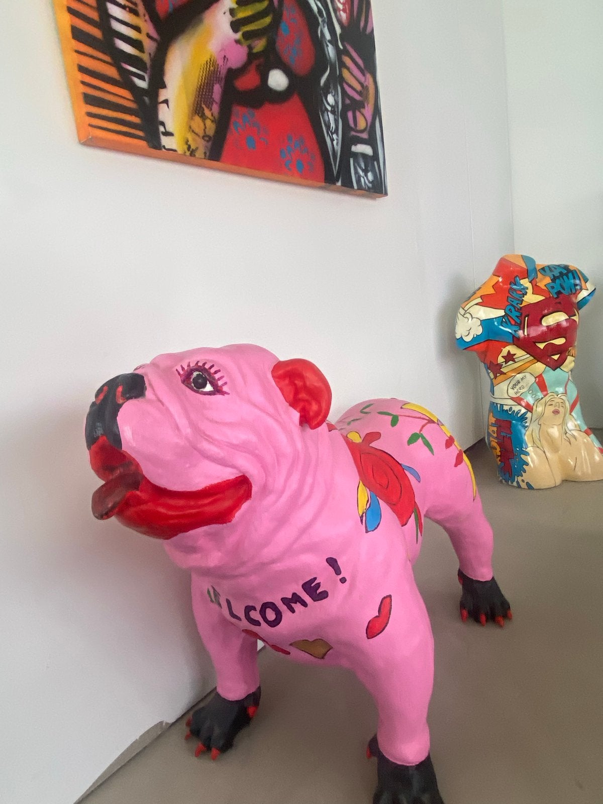 Roze Bulldog Beeld - Pop Art Stijl met certificaat, Ophalen, Kunststof, 50 - 100 cm, Zoogdier