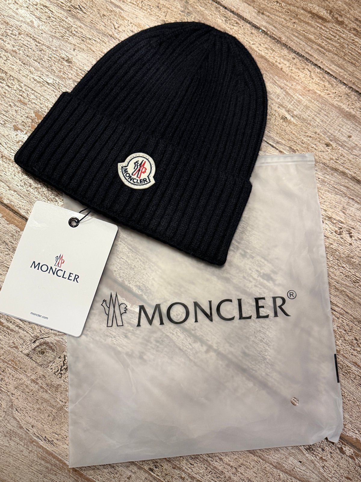 Moncler muts, Ophalen of Verzenden, Nieuw, Overige maten, Muts