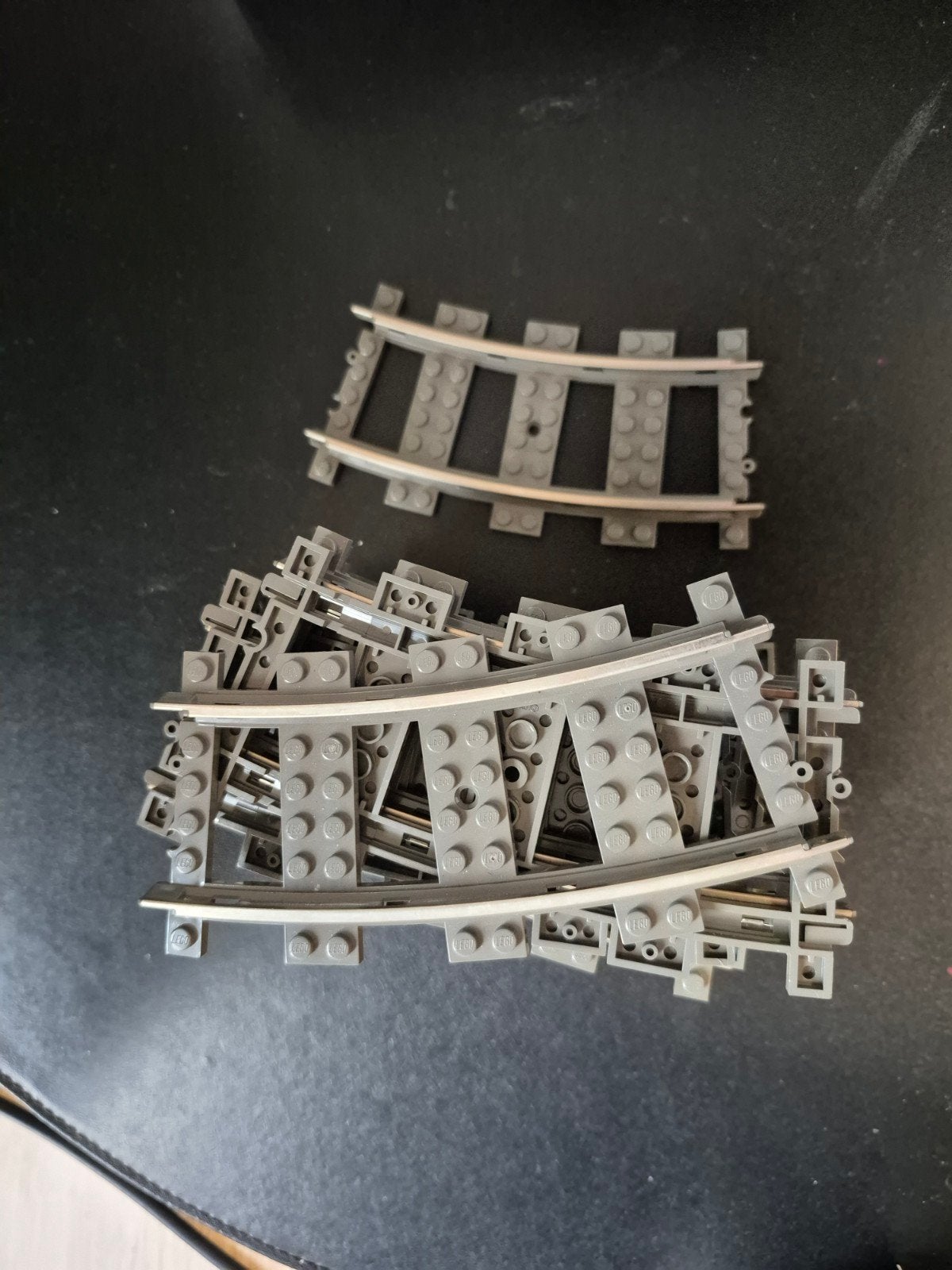 16 bocht rails voor Lego treinen - compleet rondje, Ophalen of Verzenden, Gebruikt, Lego