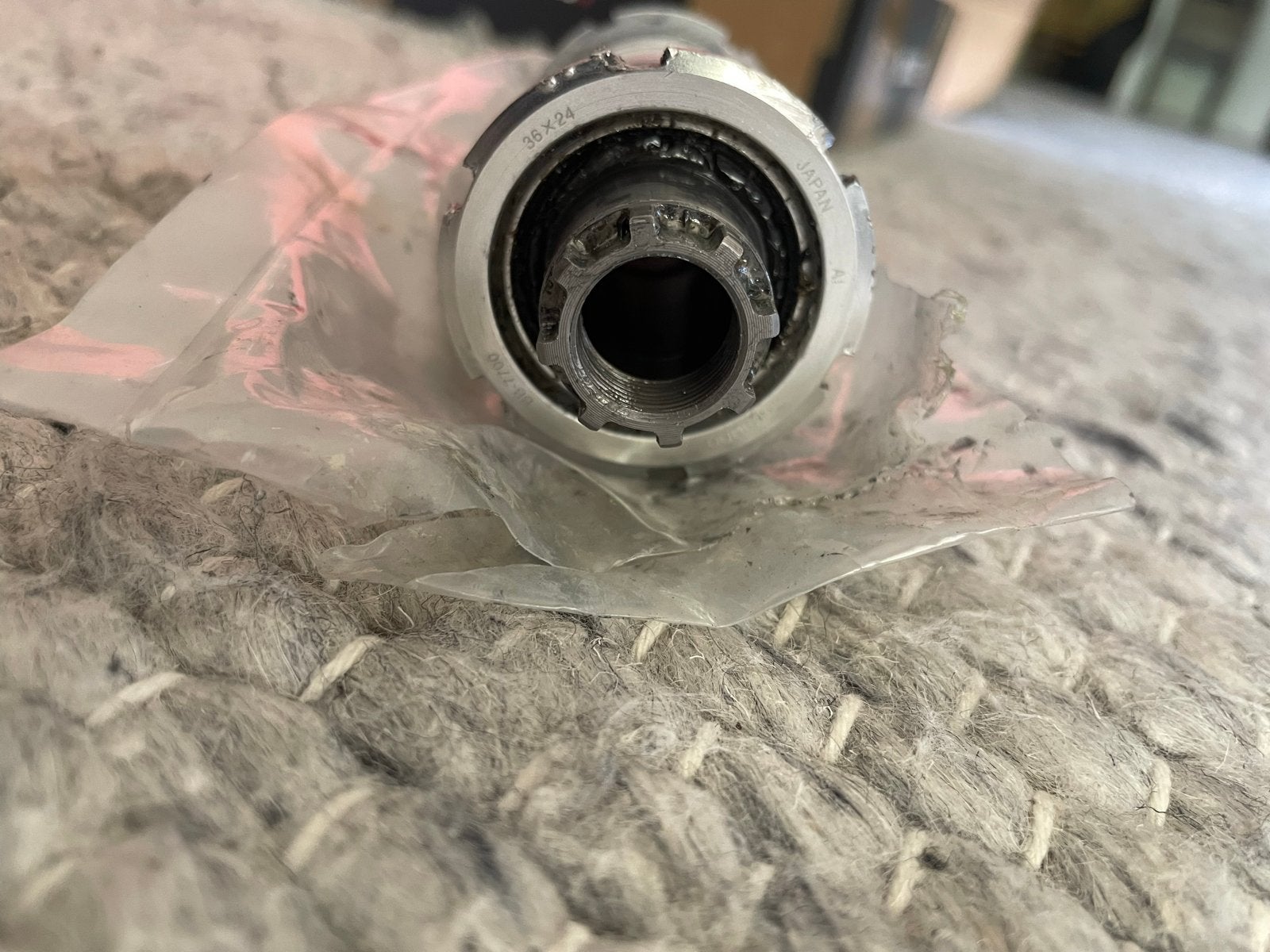 Shimano Dura-Ace BB-7700 trapas - Zo goed als nieuw, Crankstel of Pedalen, Ophalen of Verzenden, Zo goed als nieuw, Aluminium