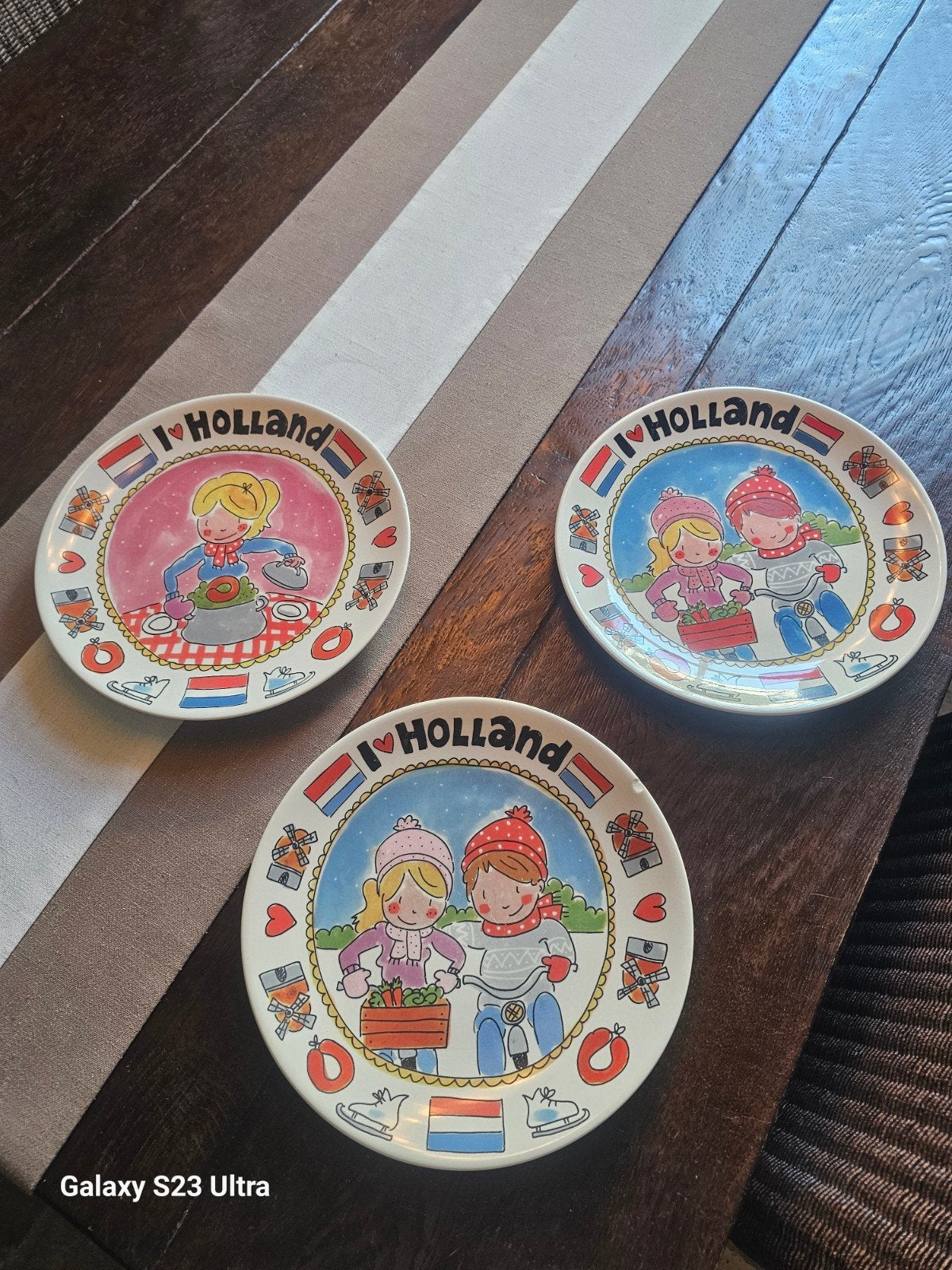 3 I Love Holland dinerborden - 26 cm, Ophalen, Gebruikt, Meerkleurig, Steen/keramiek
