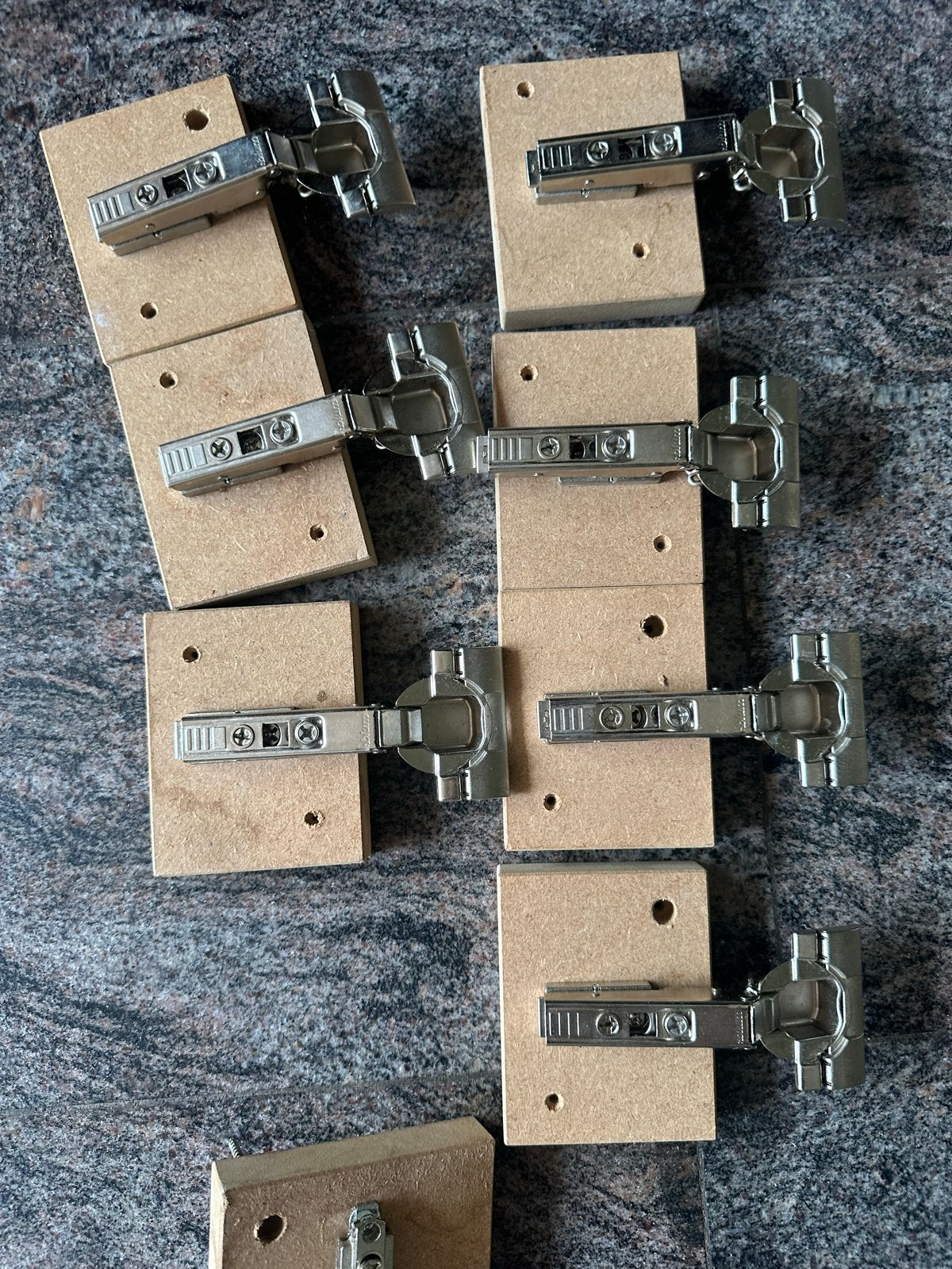 Blum scharnieren voor keukenkastjes - 6 stuks, Ophalen of Verzenden, Gebruikt, Overige materialen, Scharnier