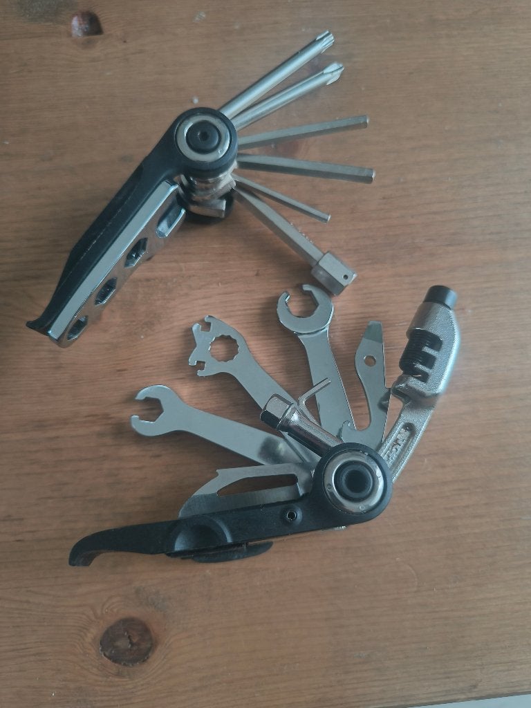 Topeak Alien 2 fietstool met waterdichte zadeltas, Ophalen, Zo goed als nieuw, Gereedschapsset