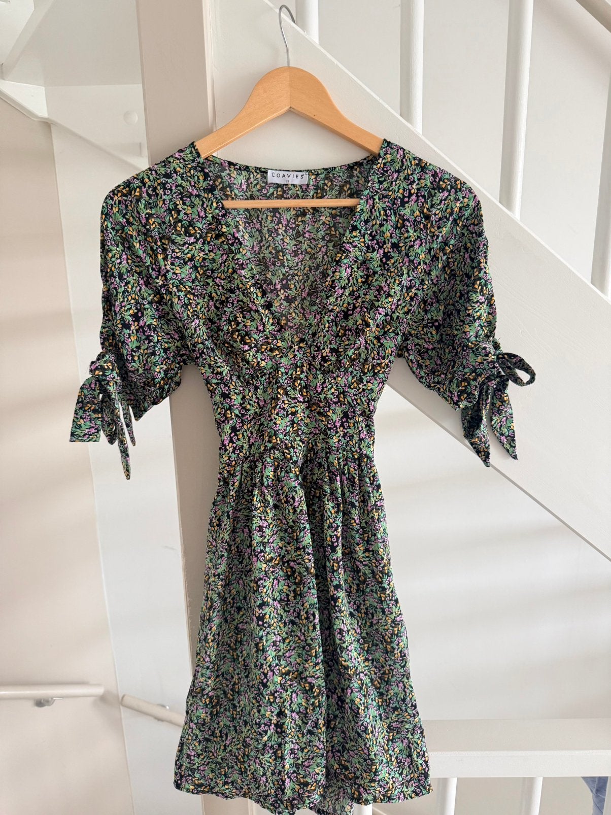 Jurk motief met lint van Loavies maat XS €5, Kleding | Dames, Jumpsuits, Ophalen of Verzenden, Zo goed als nieuw, Maat 34 (XS) of kleiner