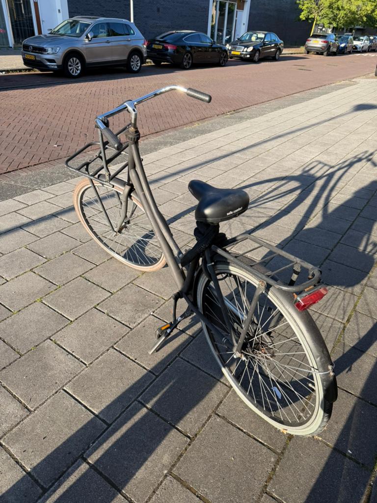Stevige transportfiets met voordrager en bagagedrager, Fietsen en Brommers, Fietsen | Cruisers en Lowriders, Ophalen, Gebruikt
