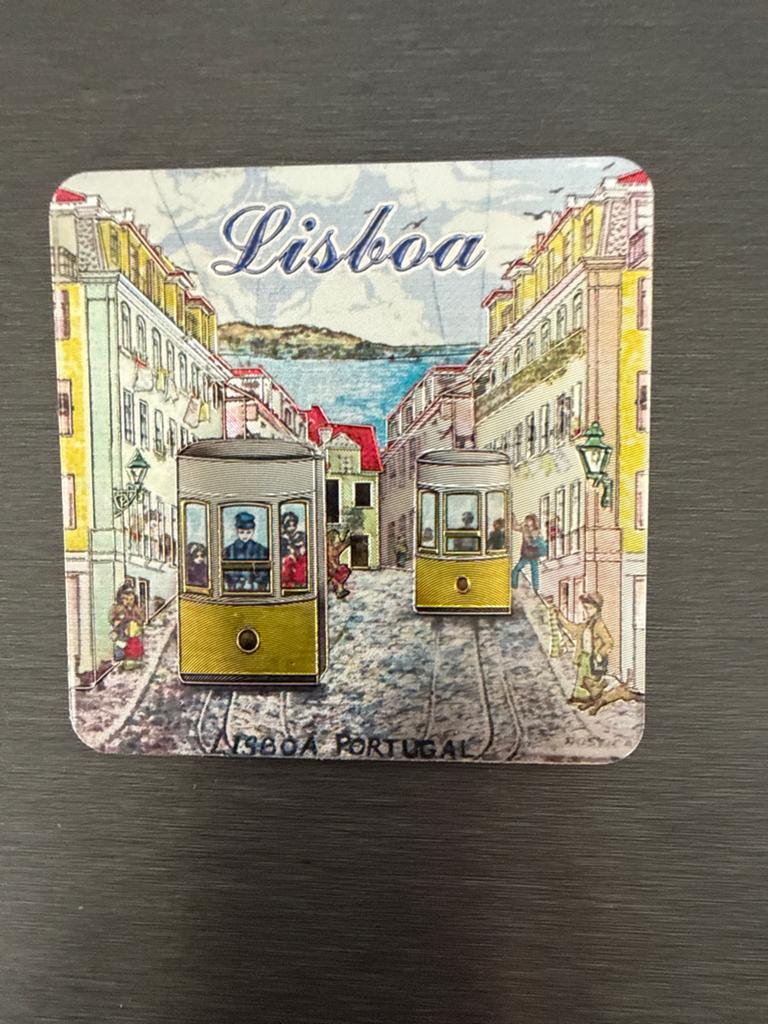 Lisboa Portugal Magneet - Vintage Tram Design, Ophalen of Verzenden, 1980 tot heden, Ongelopen