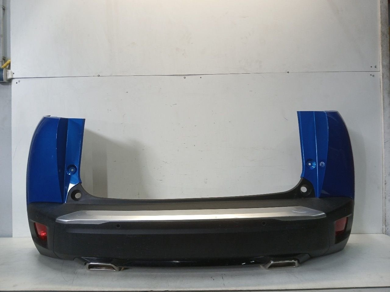 Bumper achter Peugeot 2008, Onderdelen@venauto.nl, Van der Ven Autorecycling B.V., Gebruikt, Ettenseweg 76, 4706 PB Roosendaal, The Netherlands