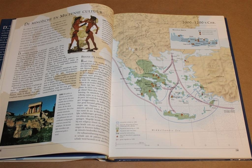 Atlas Wereldgeschiedenis — Rijk Geïllustreerd, Ophalen of Verzenden, Zo goed als nieuw, Europa