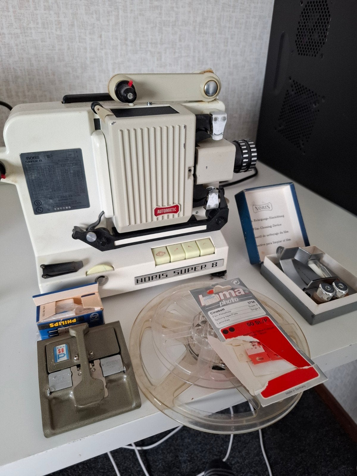 Noris Super 8 Filmprojector - Vintage Filmbeleving, Ophalen of Verzenden