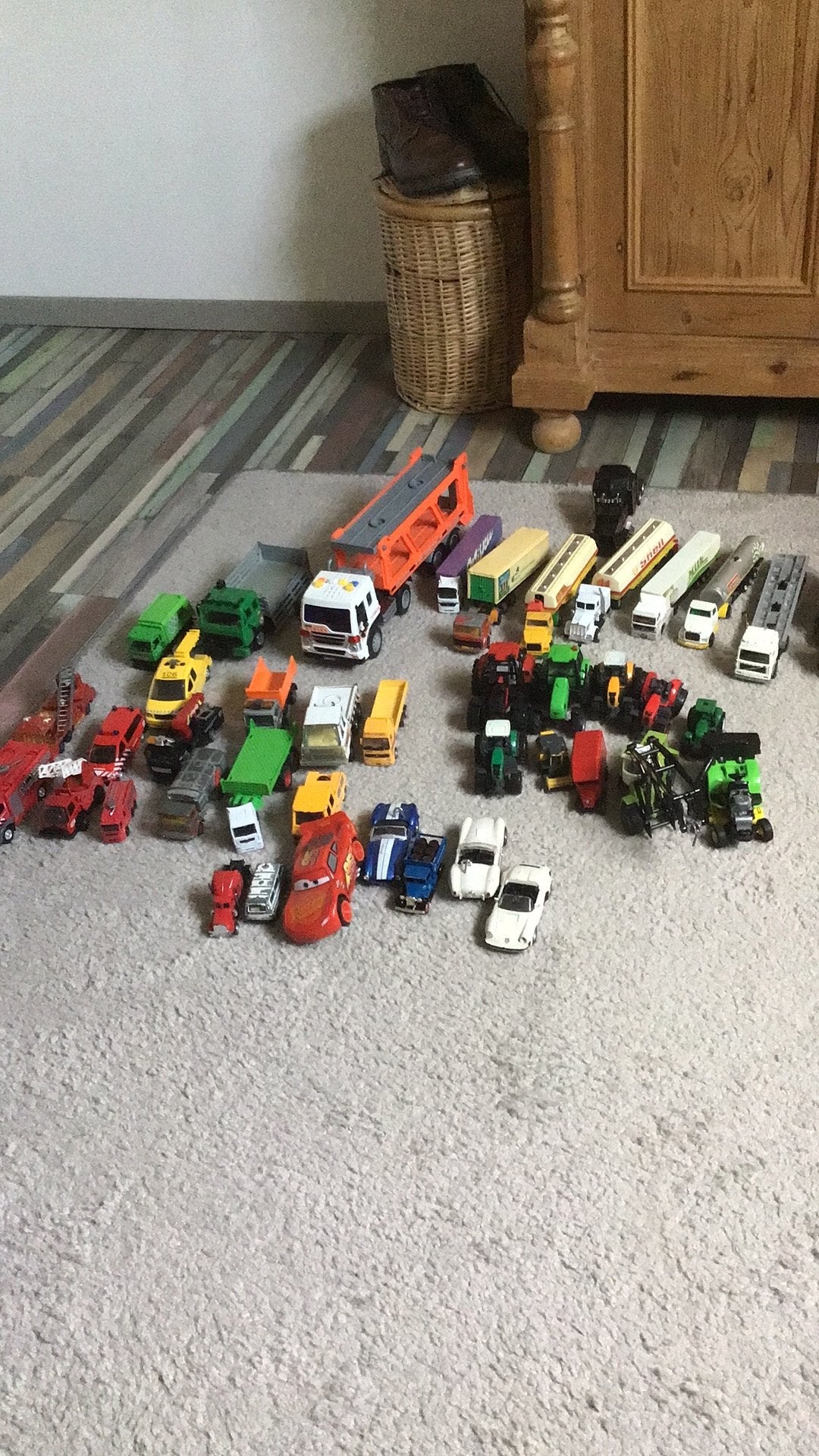 Heel veel leuke auto s en trekkers, Kinderen en Baby's, Speelgoed | Speelgoedvoertuigen, Ophalen, Zo goed als nieuw