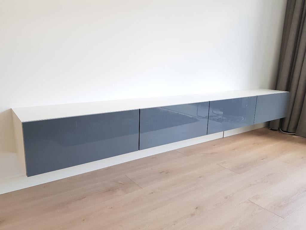 VOORRAAD Zwevend tv-meubel 140 of 180cm Wit/ Hoogglans grijs, Nieuw, Bezorging en Montage mogelijk tegen meerprijs, Nieuw, Ophalen of Verzenden