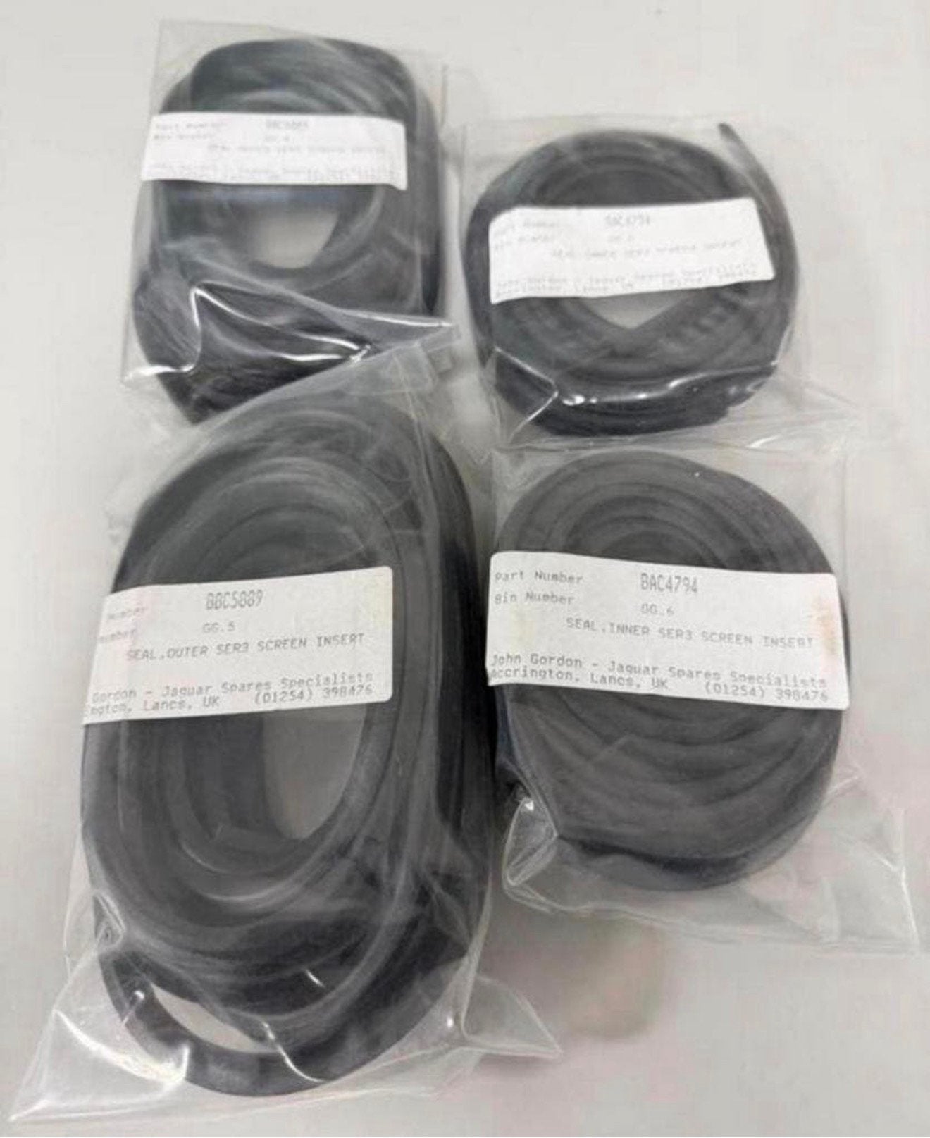 JAGUAR DAIMLER raamrubbers XJ6 XJ12 SER3 BAC4794 X2 BBC5889, Nieuw, Ophalen of Verzenden, H, Jaguar