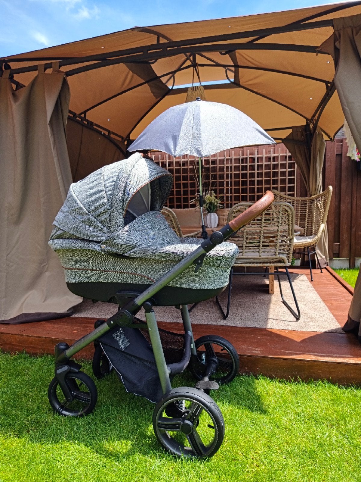 Mooie Bebetto Vulcano kinderwagen (2 in 1) nette staat., Combiwagen, Ophalen, Overige merken, Verstelbare duwstang