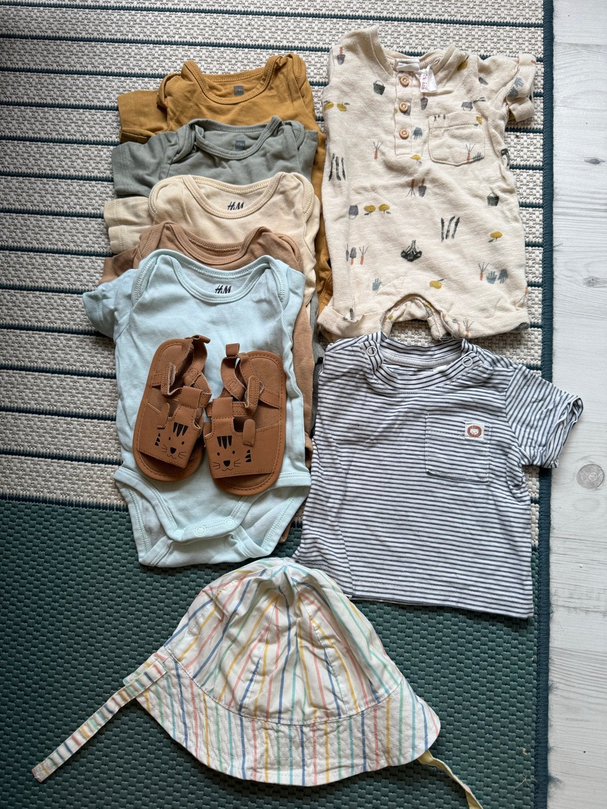 Babykleding maat 50 - Unisex set (H&M, Hema), Kinderen en Baby's, Babykleding | Maat 50, Ophalen of Verzenden, Zo goed als nieuw