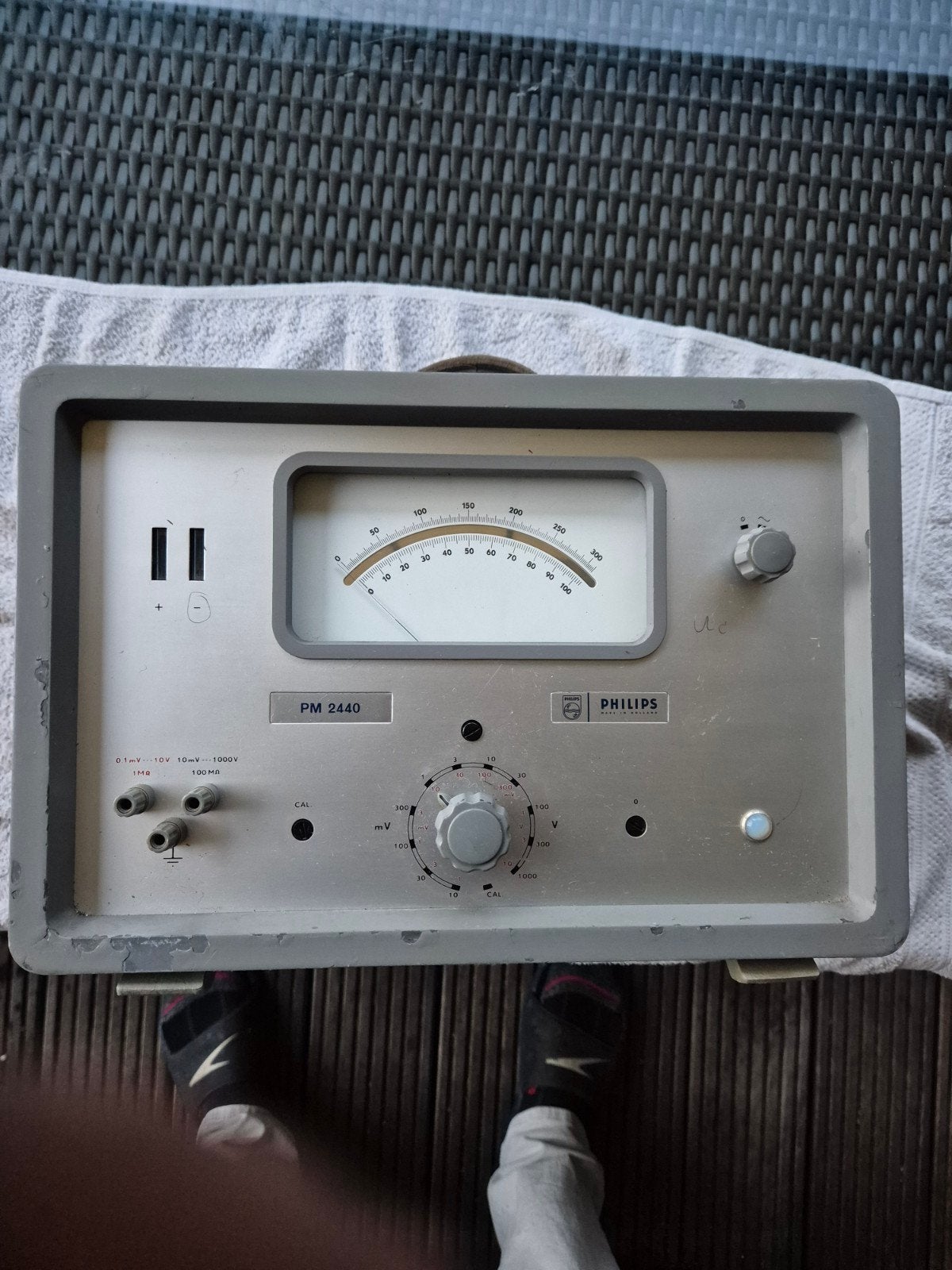 Philips PM 2440/01 Millivoltmeter -  Audio Meetappara, Ophalen of Verzenden, Gebruikt, Audio