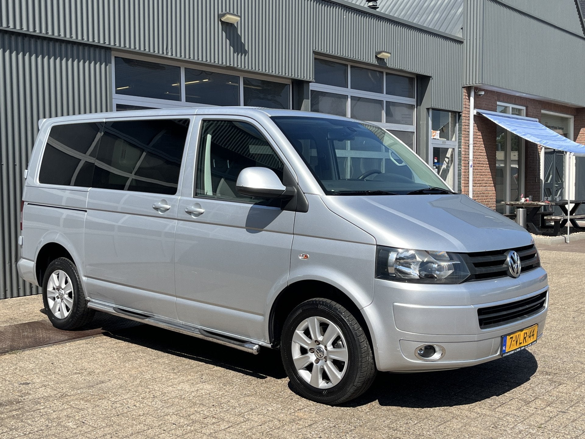 Volkswagen Transporter 2.0 TDI L1H1 DC Dubbele schuifdeur Ai, Auto's, Bestelauto's, Voorwielaandrijving, Euro 5, Stof, Gebruikt
