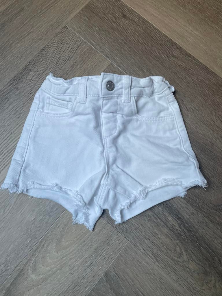 Name it korte spijkerbroek maat 104 kleur wit, Kinderen en Baby's, Kinderkleding | Maat 104, Ophalen of Verzenden, Zo goed als nieuw