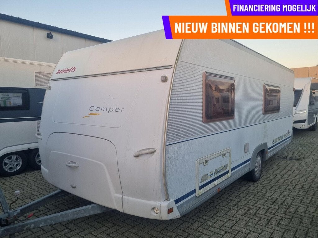 DETHLEFFS CAMPER 560 SK VOORTENT + 250 CM + FRANSBED+RONDZIT, Caravans en Kamperen, Caravans, Hordeur, Rondzit, 7 tot 8 meter