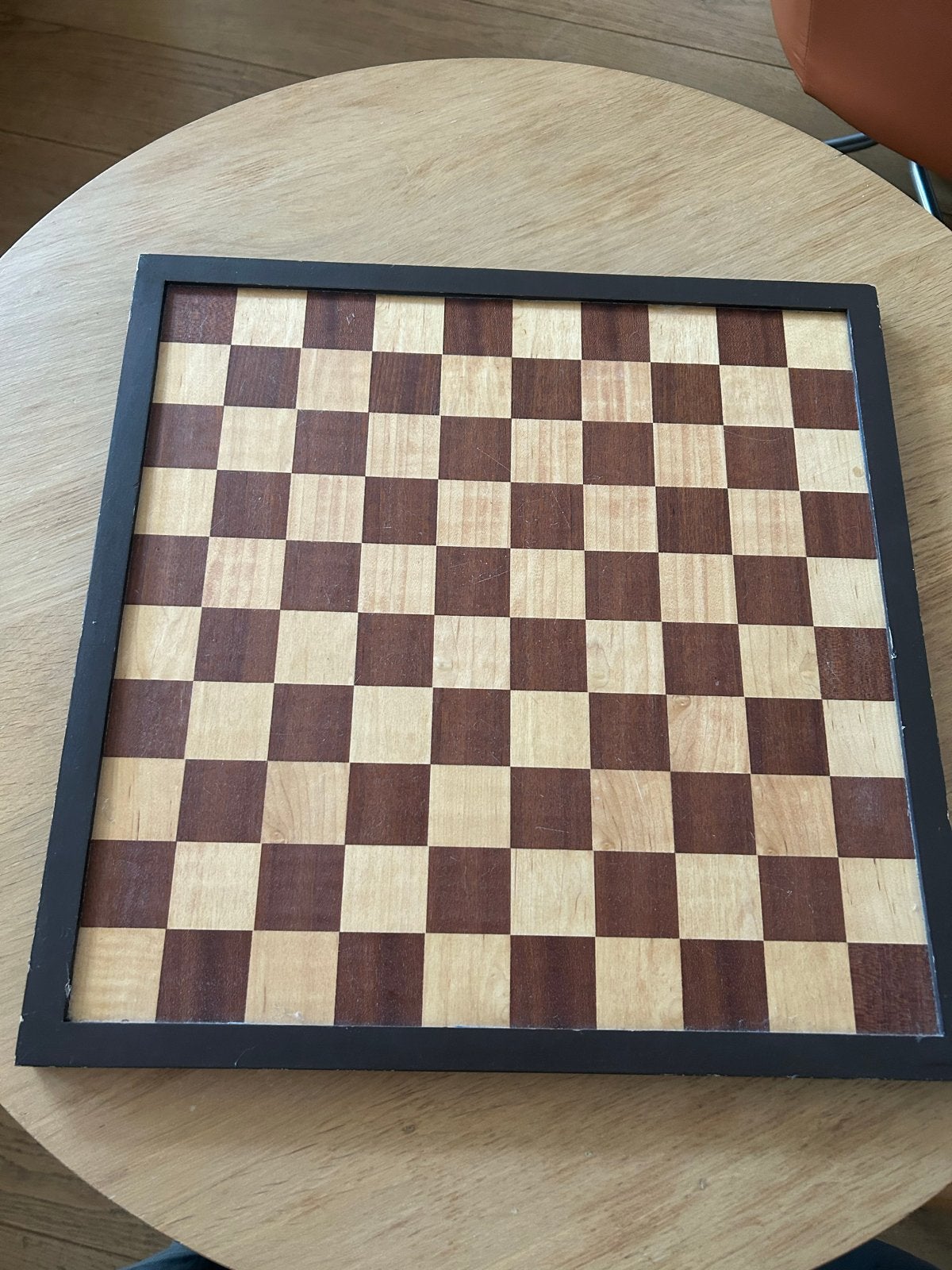 Houten Dambord/Schaakbord met Damstenen, Een of twee spelers, Ophalen of Verzenden, Gebruikt