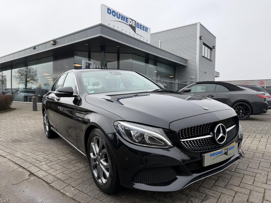 Mercedes-Benz C-Klasse 180 Avantgarde Stoelverw. | Carplay, Automaat, 12 maanden, Euro 6, Leder en Stof