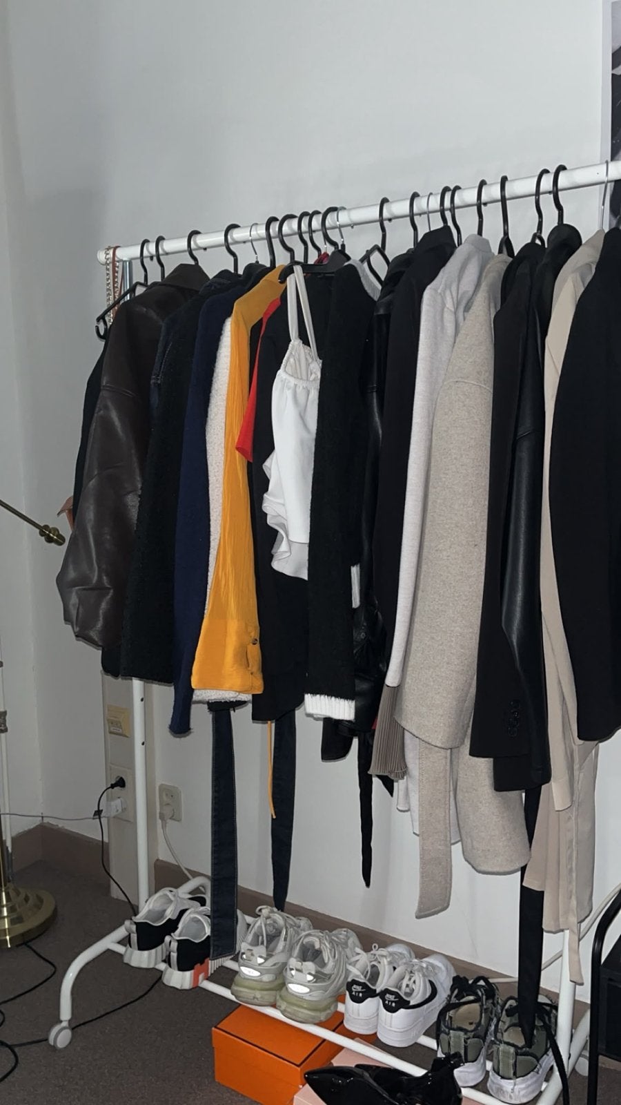 Handig kledingrek op wielen 20 euro, Ophalen, Met wielen, Gebruikt