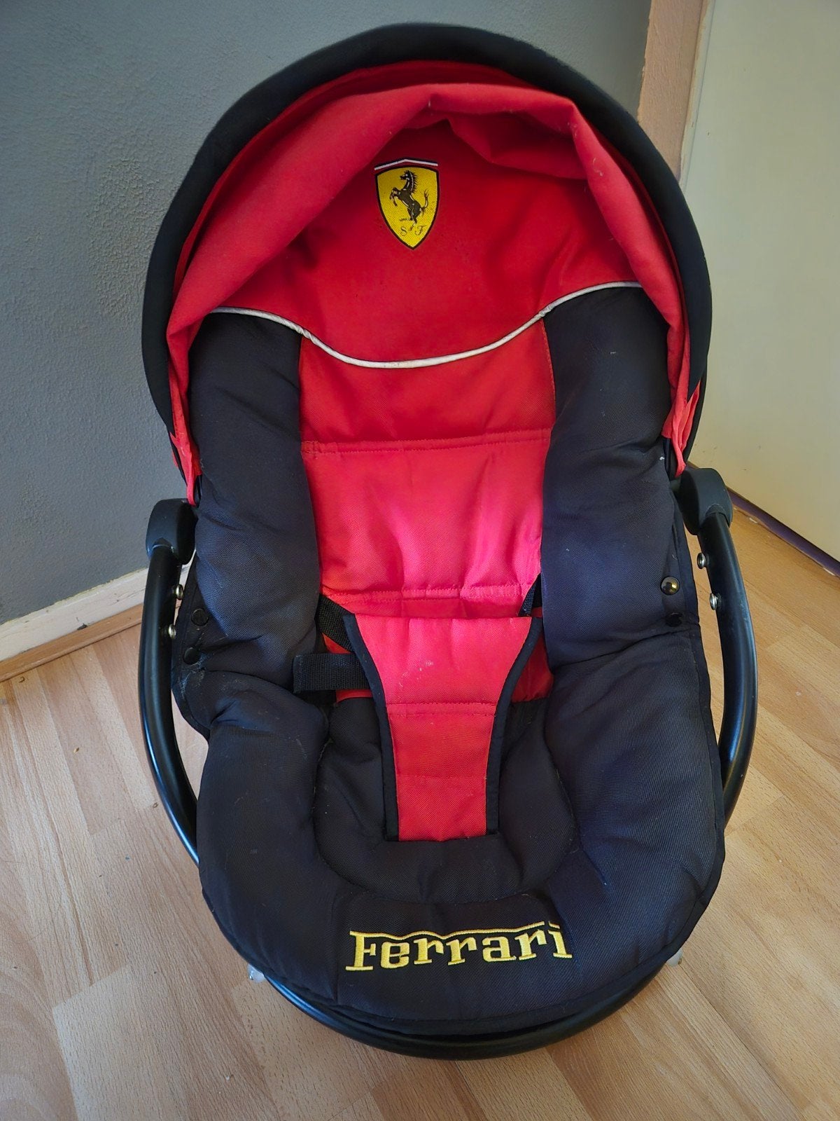 Ferrari wipstoel, Autogordel, 15 t/m 36 kg, Zo goed als nieuw, Ophalen