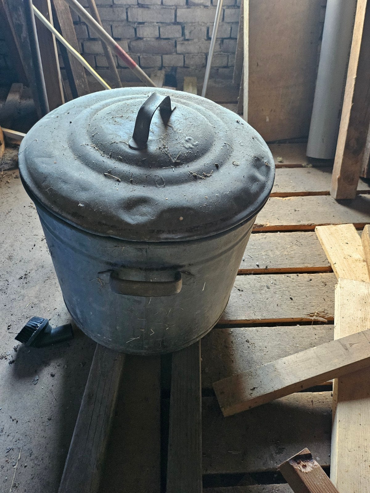Vintage Zinken emmer, Ophalen