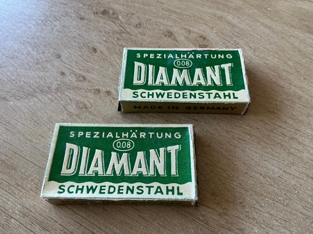 Scheermesjes oud Diamant, Verzamelen, Merken en Reclamevoorwerpen, Ophalen of Verzenden, Zo goed als nieuw