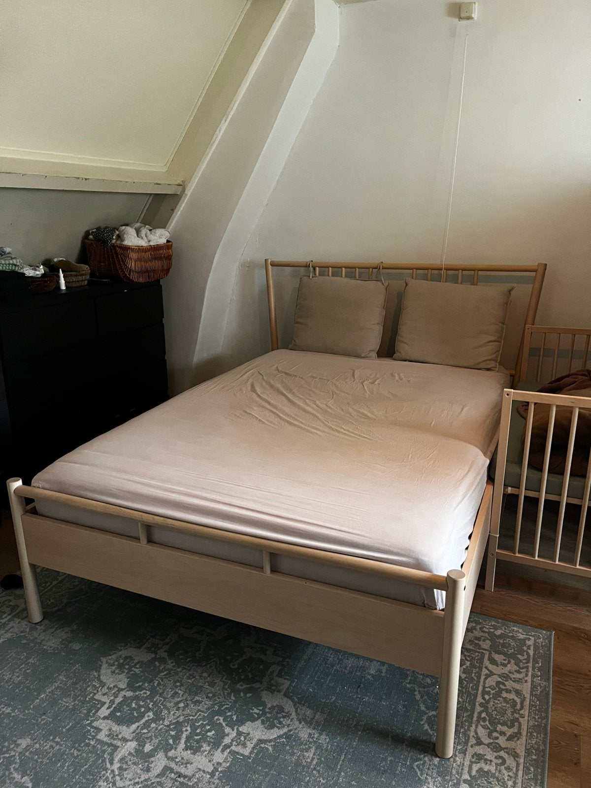 Björksnäs bedframe 140x200, Gebruikt, Tweepersoons, Hout, 140 cm