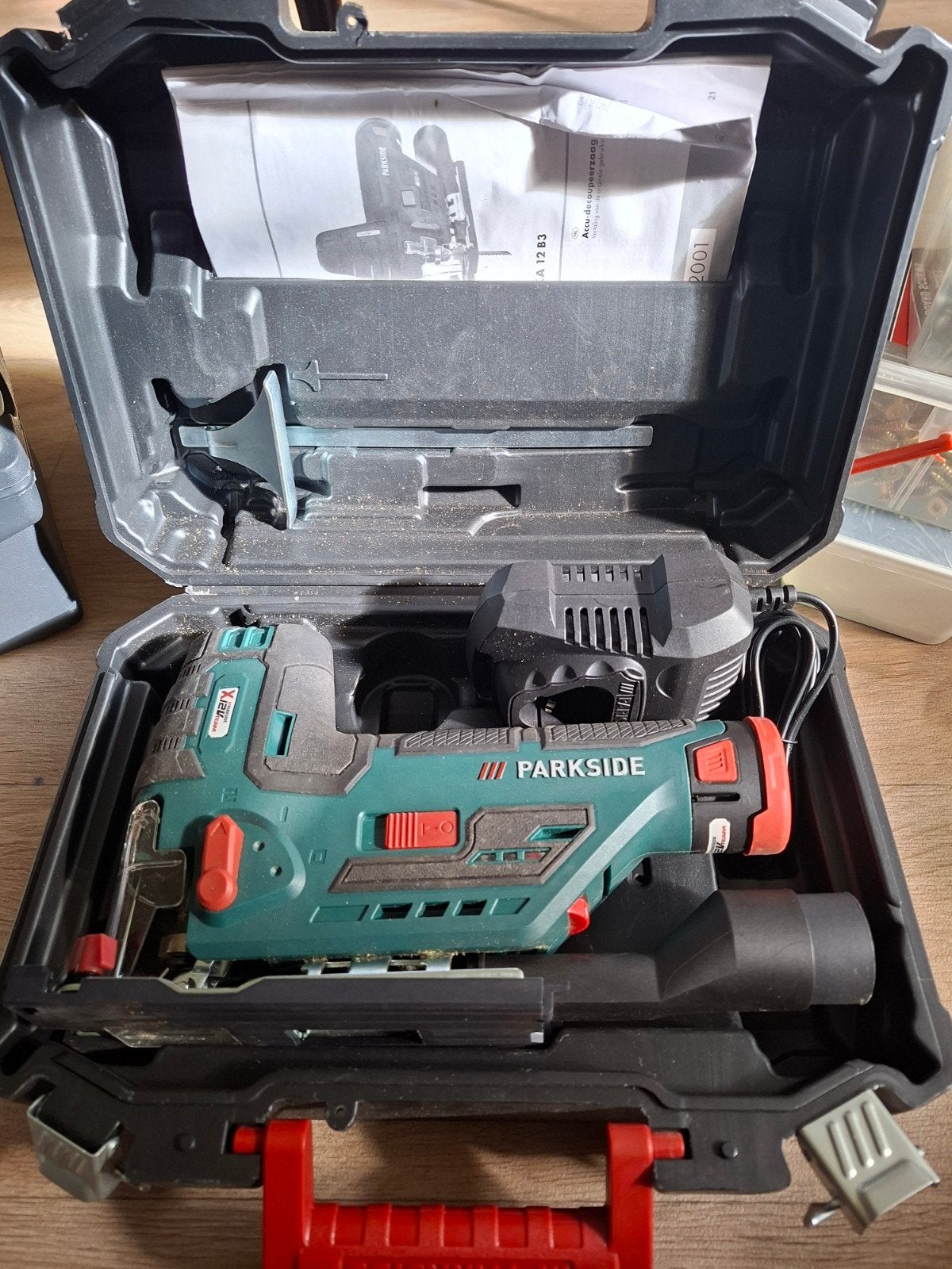 Parkside Accu Decoupeerzaag PSTKA 12 B3 met Accu en Lader, Doe-het-zelf en Verbouw, Ophalen, Minder dan 30 mm, Decoupeerzaag, Minder dan 600 watt