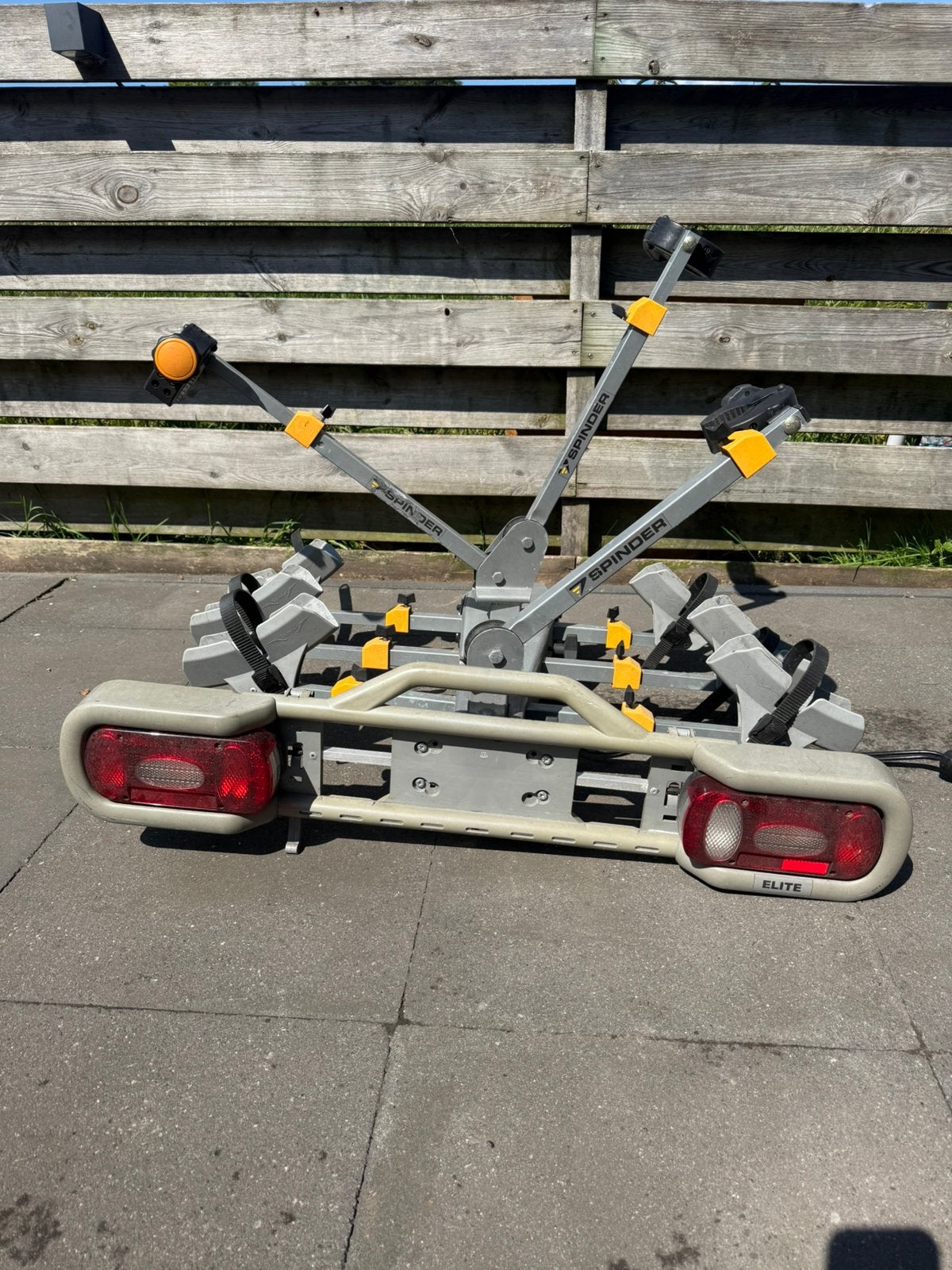 Spinder falcon fietsenrek 3 fietsen, Ophalen, 3 fietsen of meer, Zo goed als nieuw, Trekhaakdrager