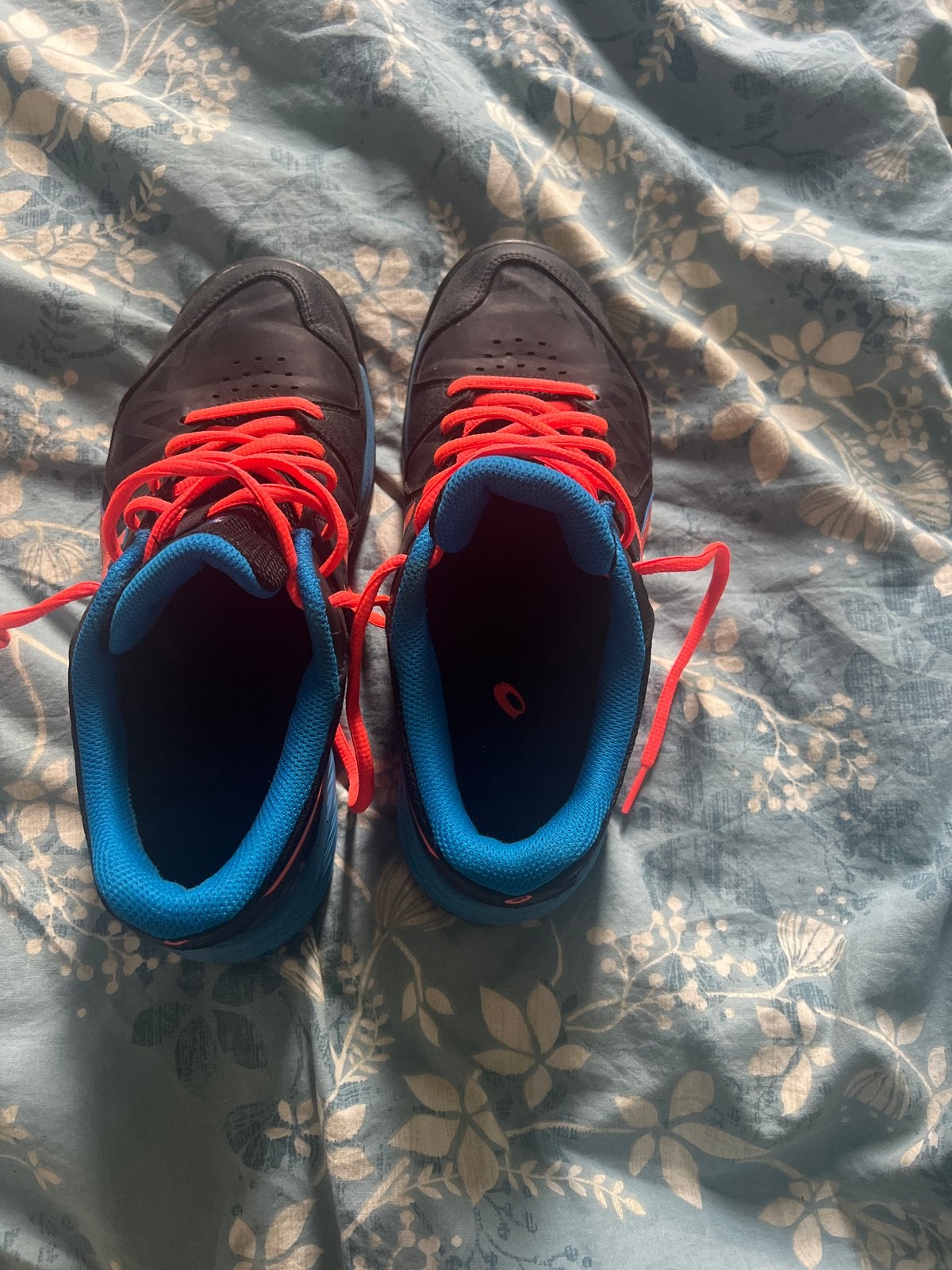 ASICS GEL-PEAKE hockey schoenen - Maat 39, Ophalen of Verzenden, Zo goed als nieuw, Zwart, Sportschoenen