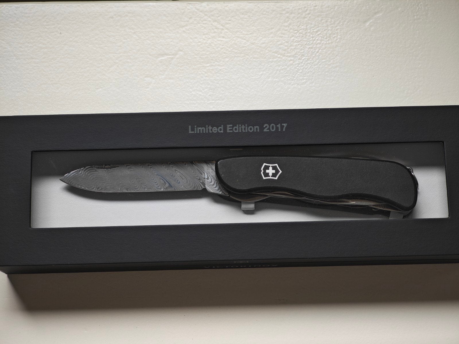 Victorinox Limited Edition 2017 Zakmes Damast Staal, Ophalen of Verzenden, Nieuw